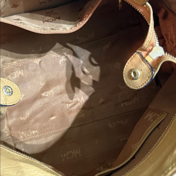 MCM Shoulder Bag with zipper - Picture 7 of 7